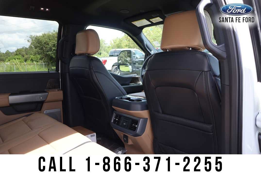 2026 Ford Super Duty F-350 SRW LARIAT