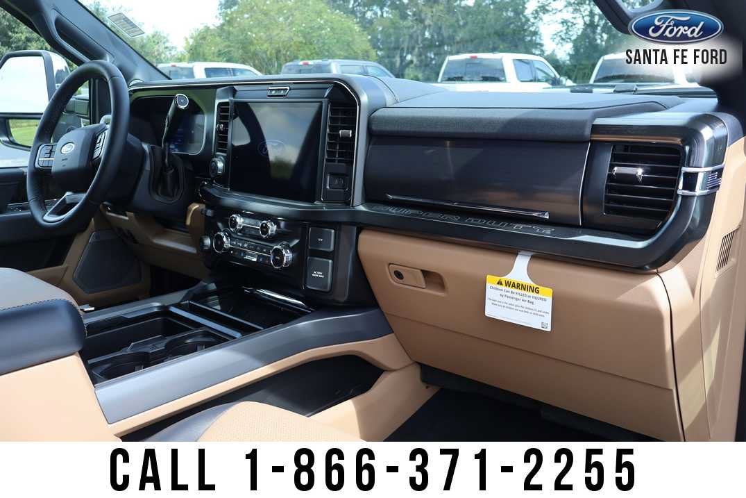 2026 Ford Super Duty F-350 SRW LARIAT