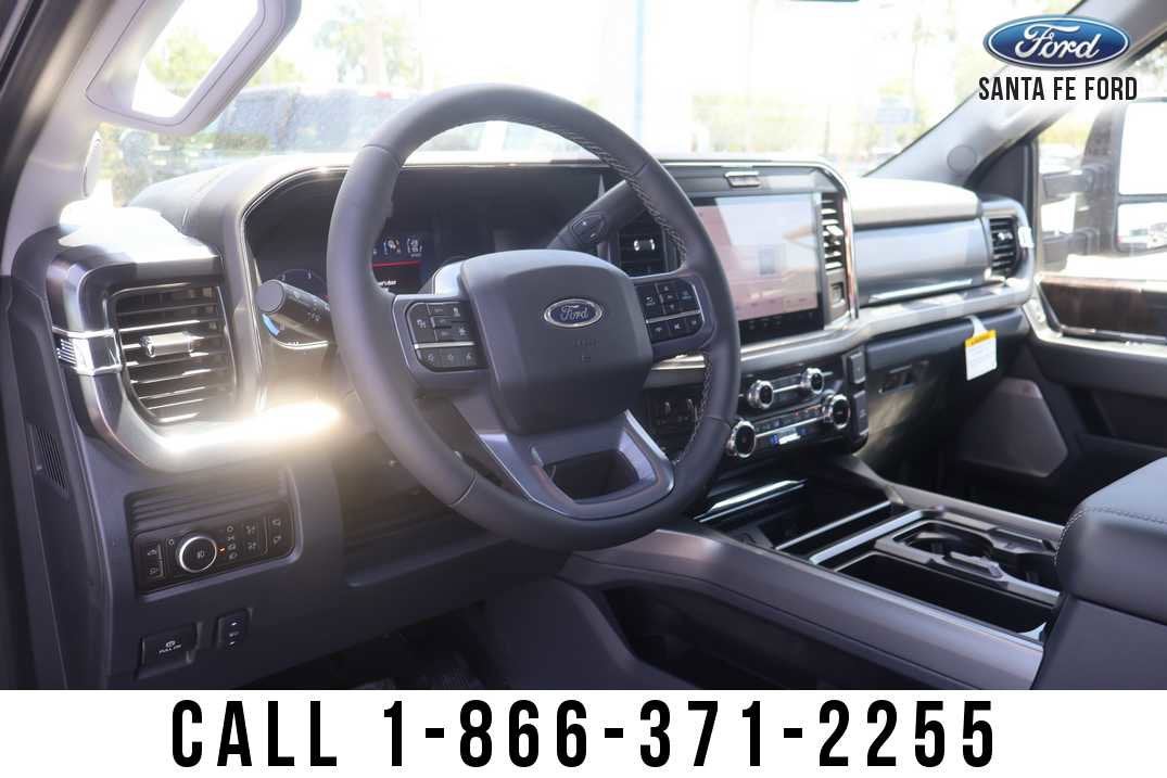 2026 Ford Super Duty F-350 SRW LARIAT