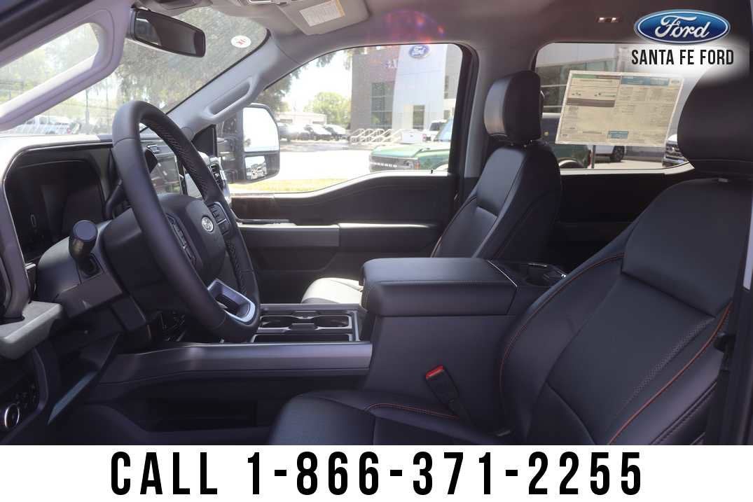 2026 Ford Super Duty F-350 SRW LARIAT