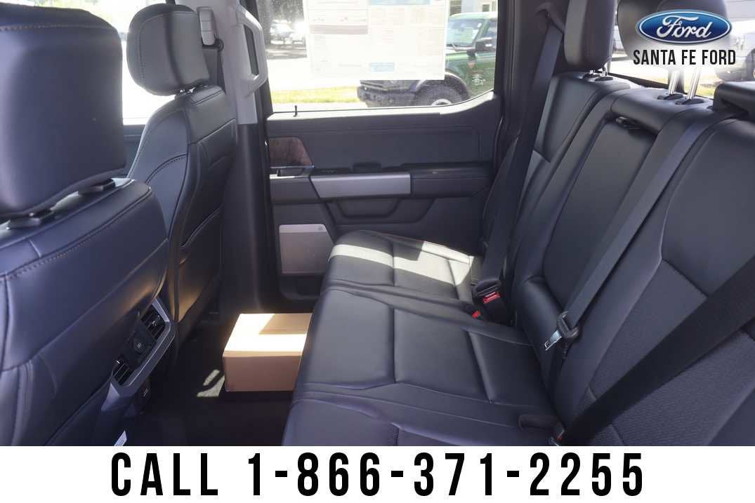 2026 Ford Super Duty F-350 SRW LARIAT