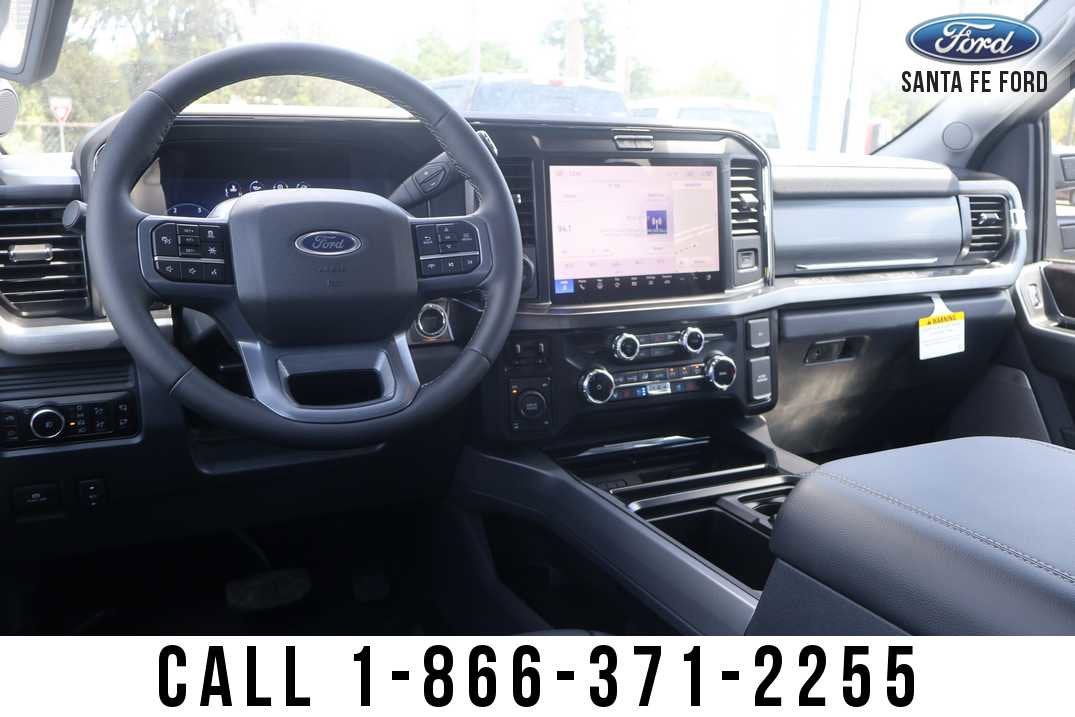 2026 Ford Super Duty F-350 SRW LARIAT