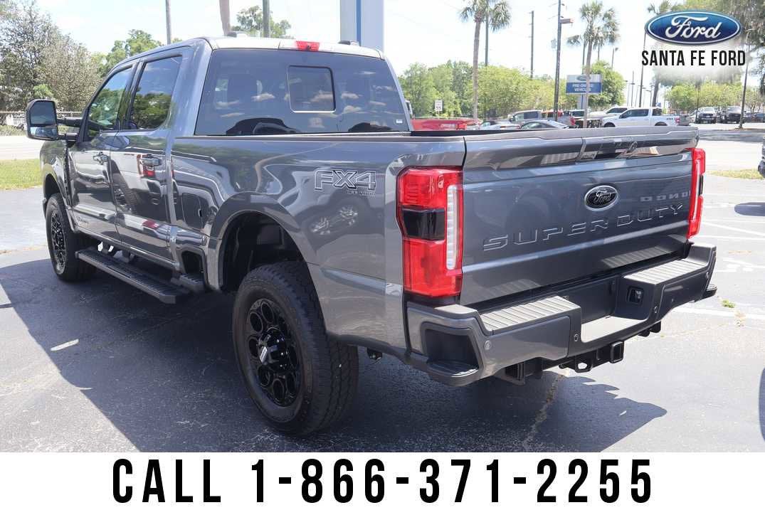 2026 Ford Super Duty F-350 SRW LARIAT