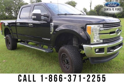 2017 Ford Super Duty F-350 SRW Lariat