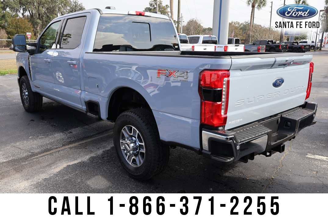 2026 Ford Super Duty F-350 SRW LARIAT