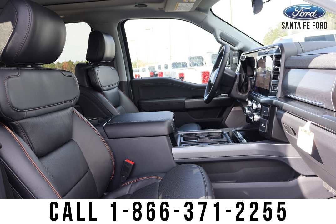 2026 Ford Super Duty F-350 SRW LARIAT