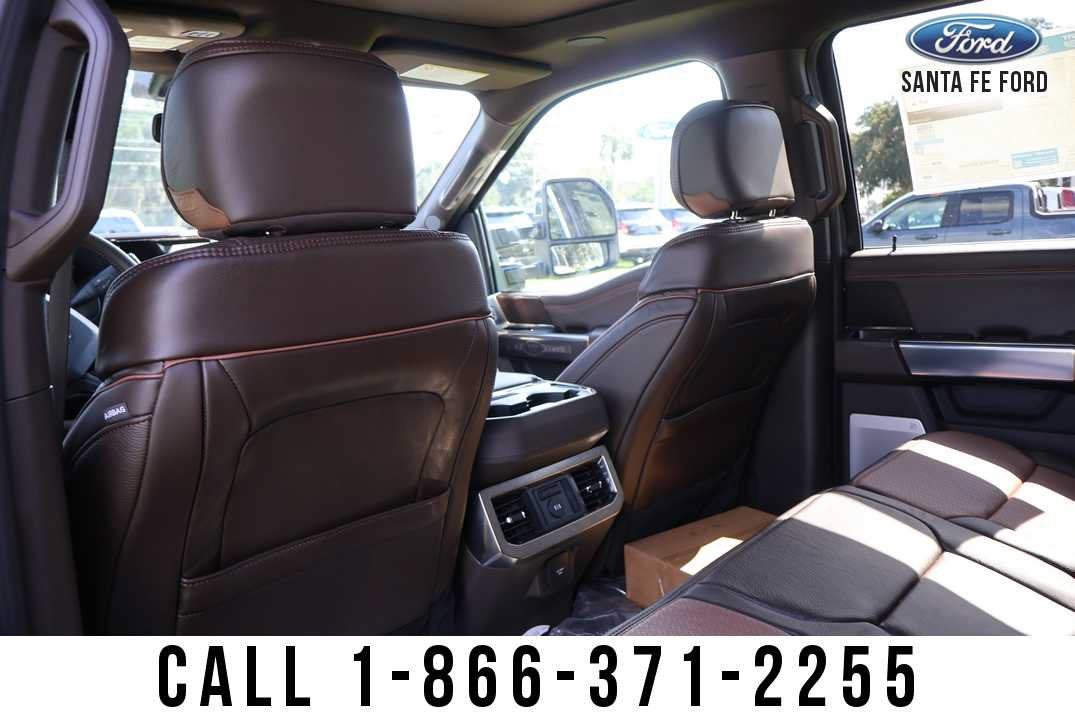 2026 Ford Super Duty F-350 DRW King Ranch