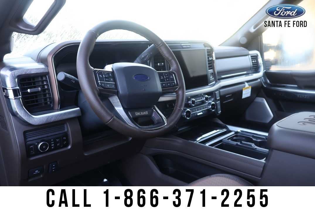 2027 Ford Super Duty F-350 DRW F-350® King Ranch®