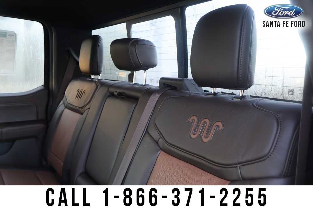 2027 Ford Super Duty F-350 DRW F-350® King Ranch®