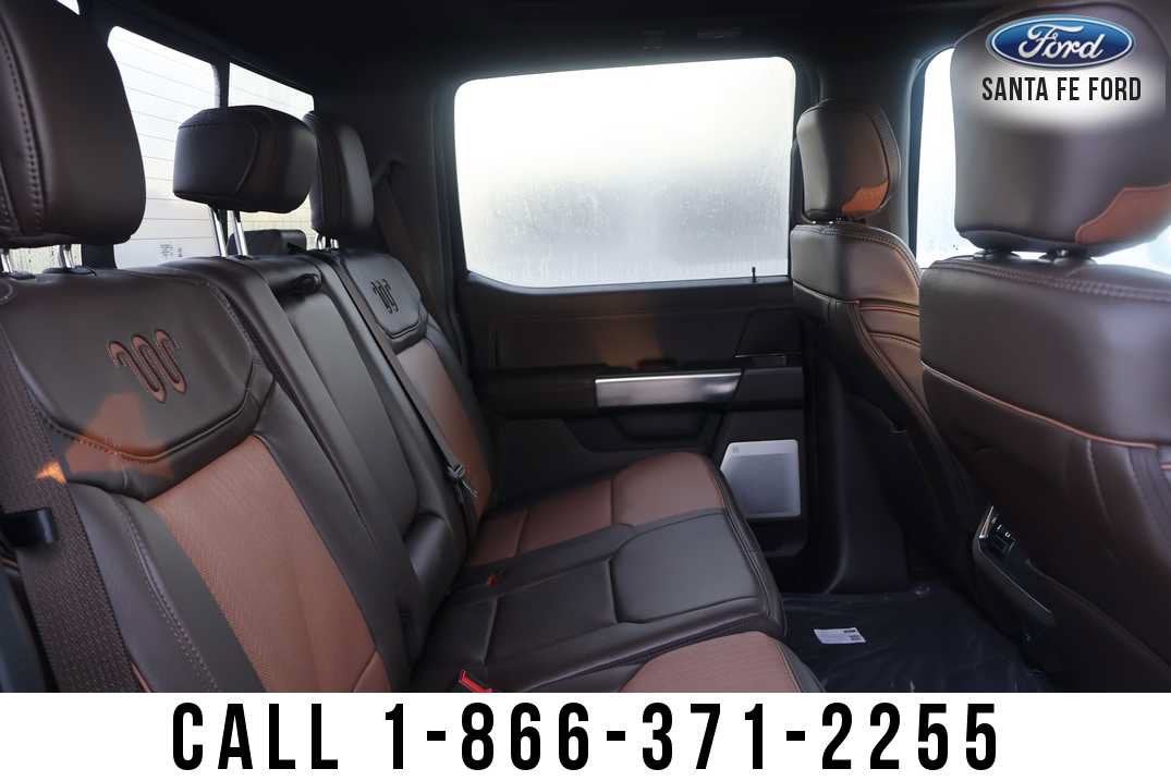2027 Ford Super Duty F-350 DRW F-350® King Ranch®