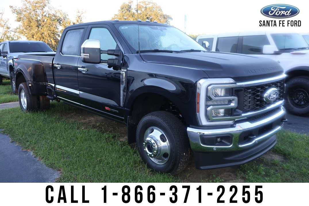 2027 Ford Super Duty F-350 DRW F-350® King Ranch®