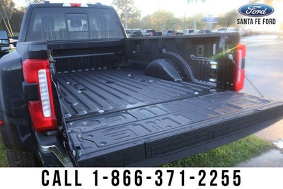2027 Ford Super Duty F-350 DRW F-350® King Ranch®