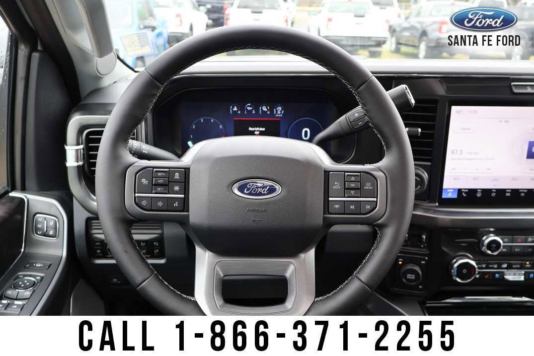 2026 Ford Super Duty F-350 DRW LARIAT