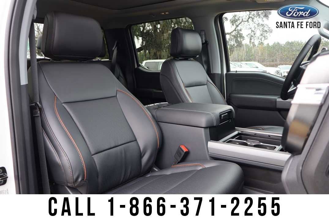 2026 Ford Super Duty F-350 DRW LARIAT