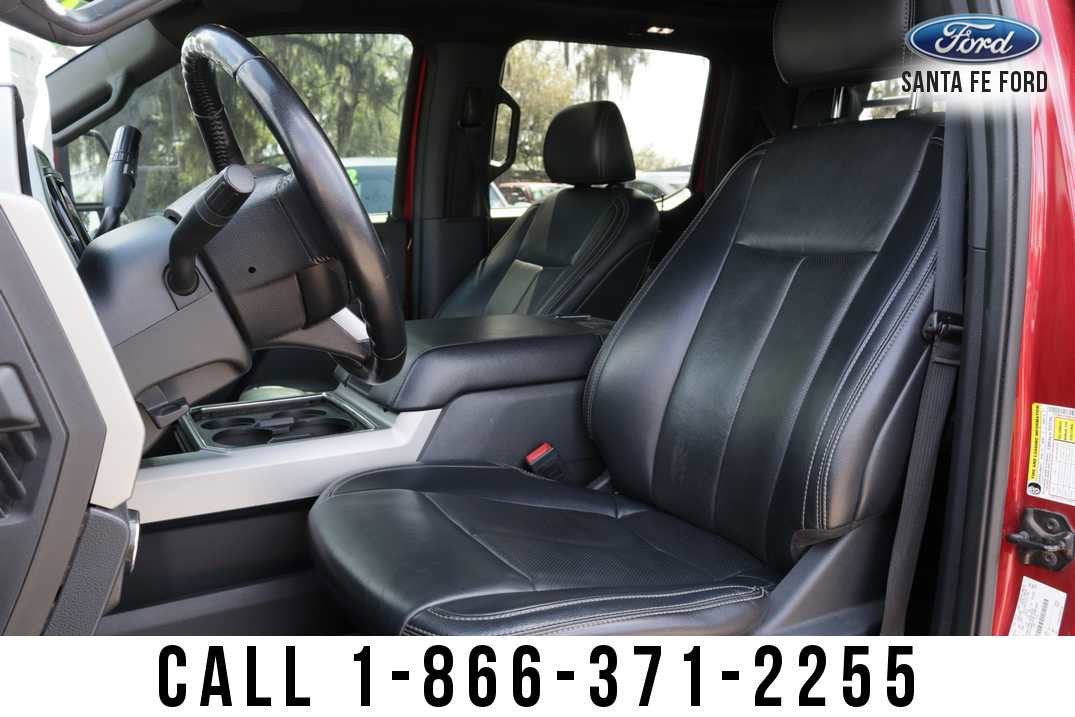 2022 Ford Super Duty F-350 DRW LARIAT