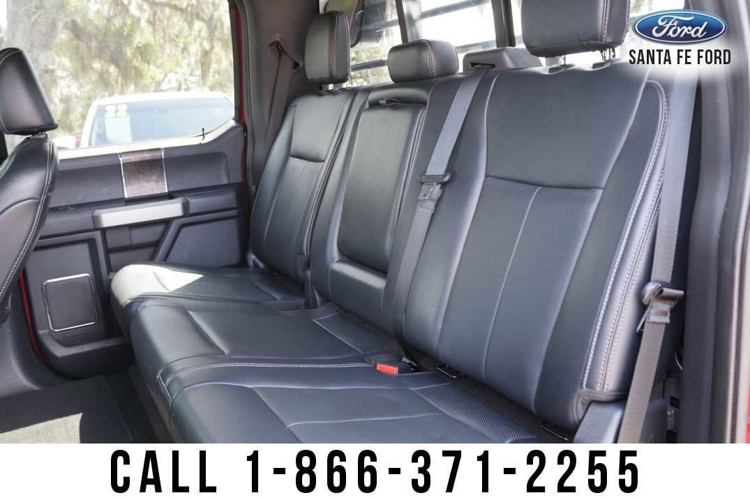 2022 Ford Super Duty F-350 DRW LARIAT