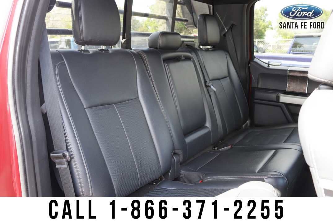 2022 Ford Super Duty F-350 DRW LARIAT