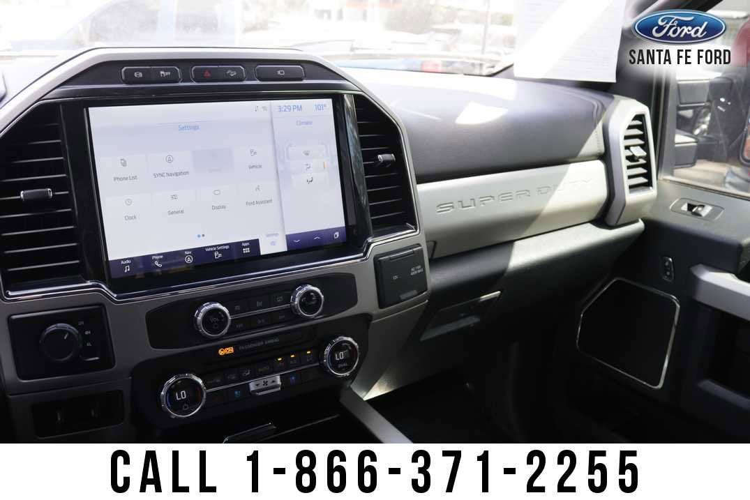 2022 Ford Super Duty F-350 DRW LARIAT