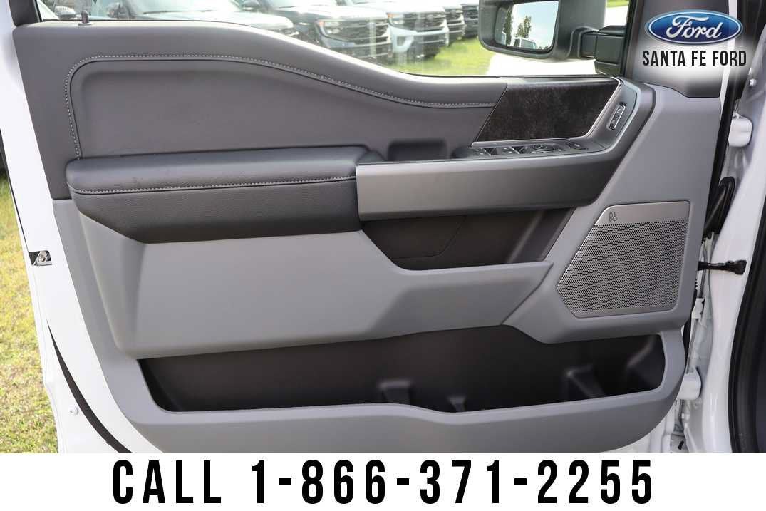 2026 Ford Super Duty F-350 DRW F-350® XLT