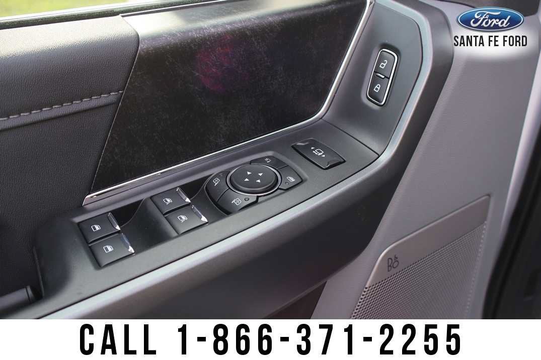 2026 Ford Super Duty F-350 DRW F-350® XLT