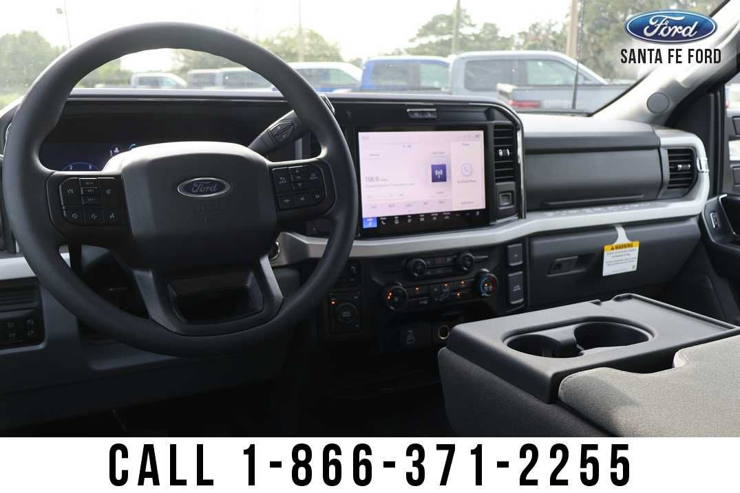 2026 Ford Super Duty F-350 DRW F-350® XLT