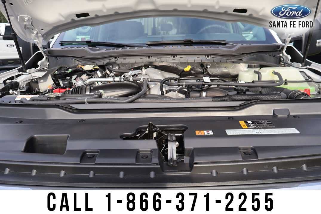 2026 Ford Super Duty F-350 DRW F-350® XLT