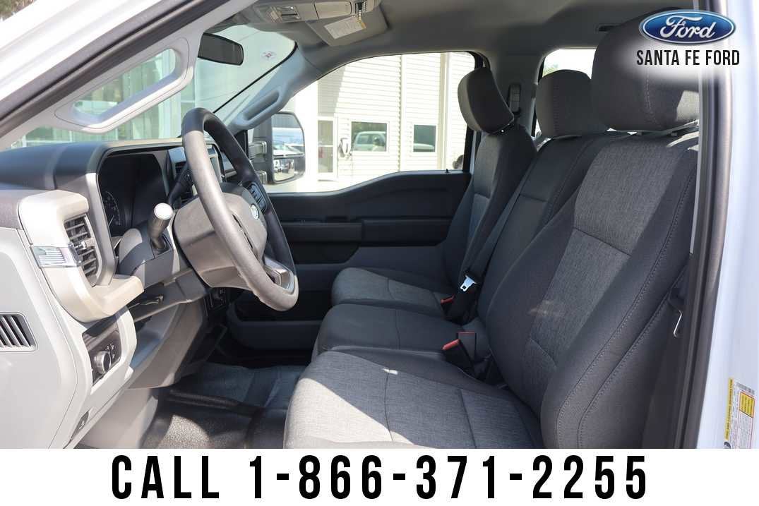 2026 Ford Super Duty F-450 DRW F-450® XL