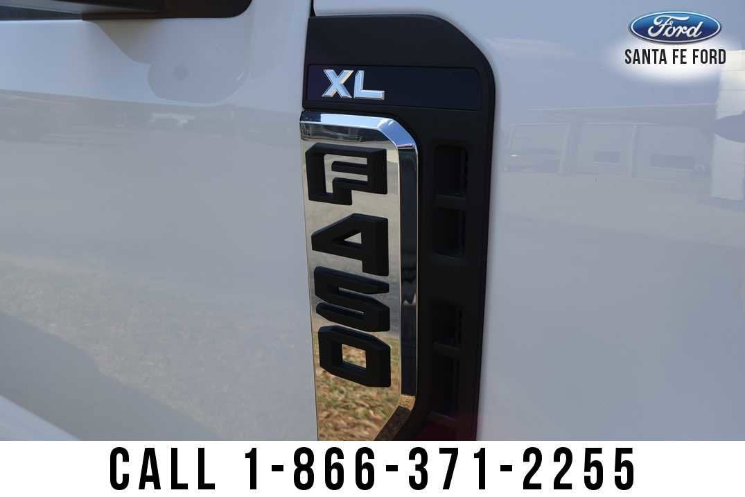 2026 Ford Super Duty F-450 DRW F-450® XL