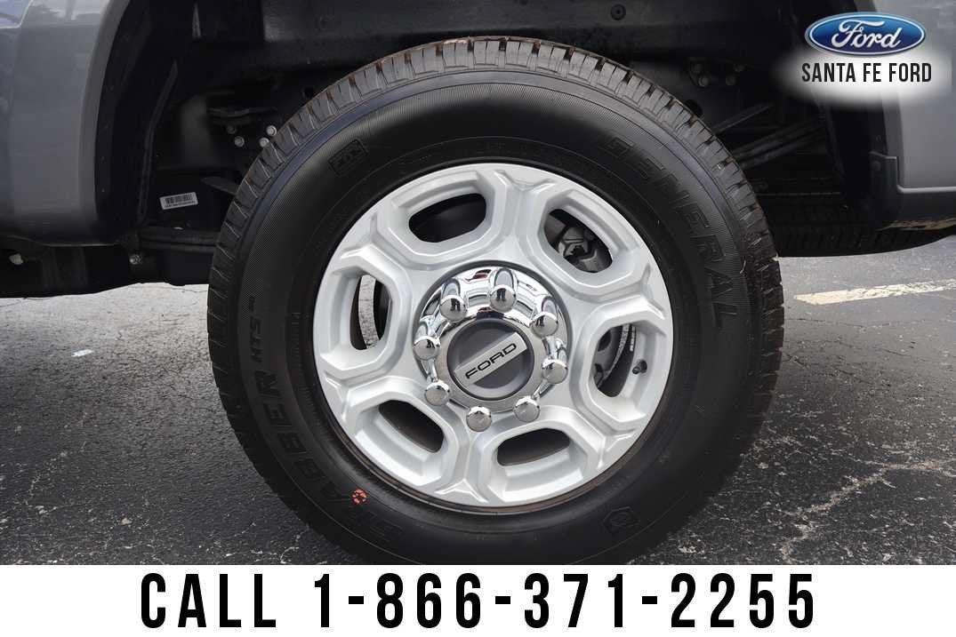 2026 Ford Super Duty F-250 SRW XLT