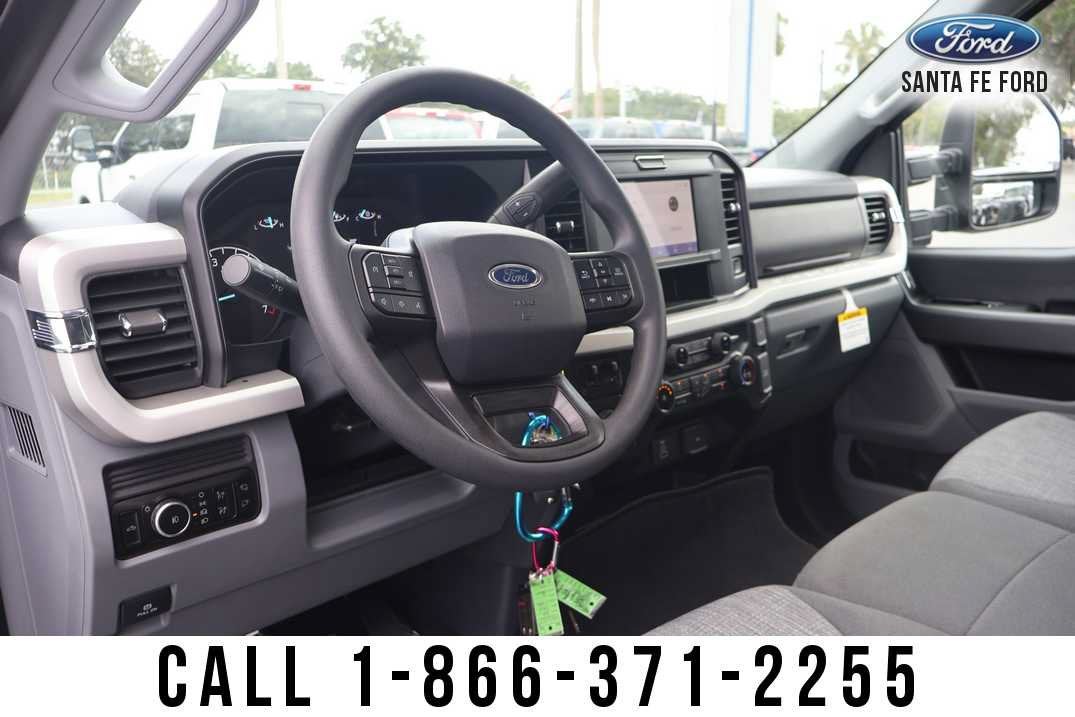 2026 Ford Super Duty F-250 SRW XLT