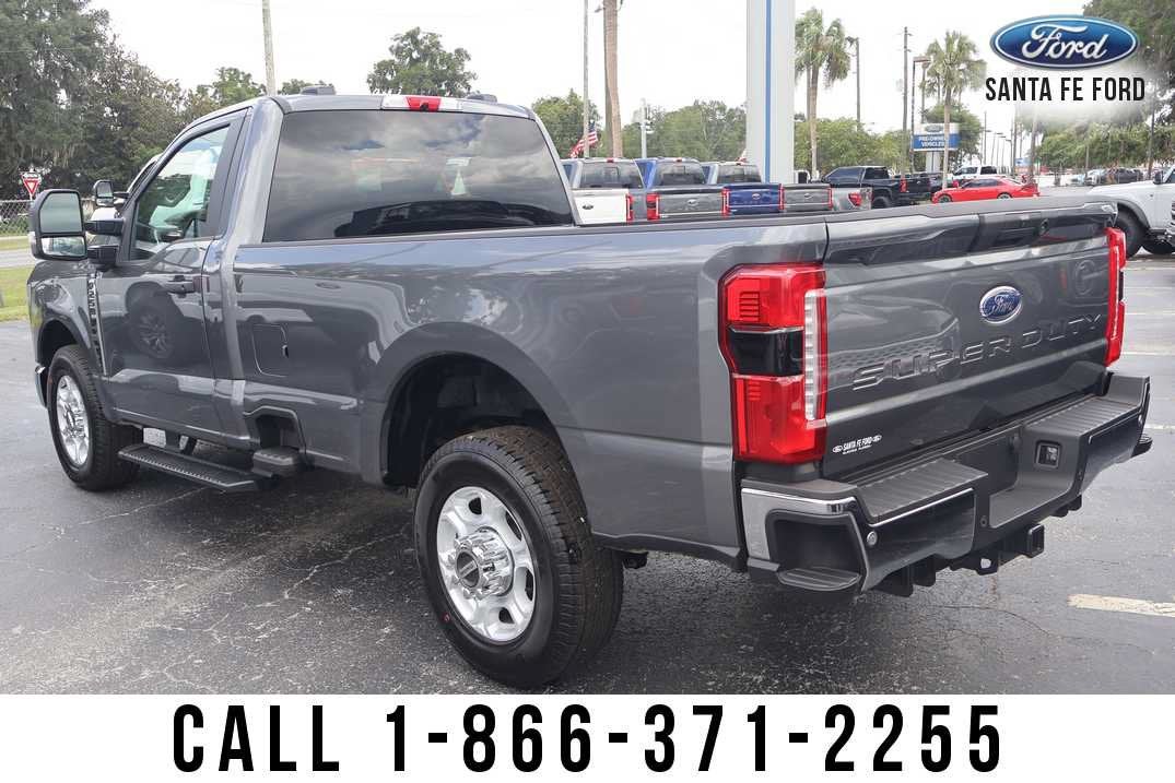 2026 Ford Super Duty F-250 SRW XLT