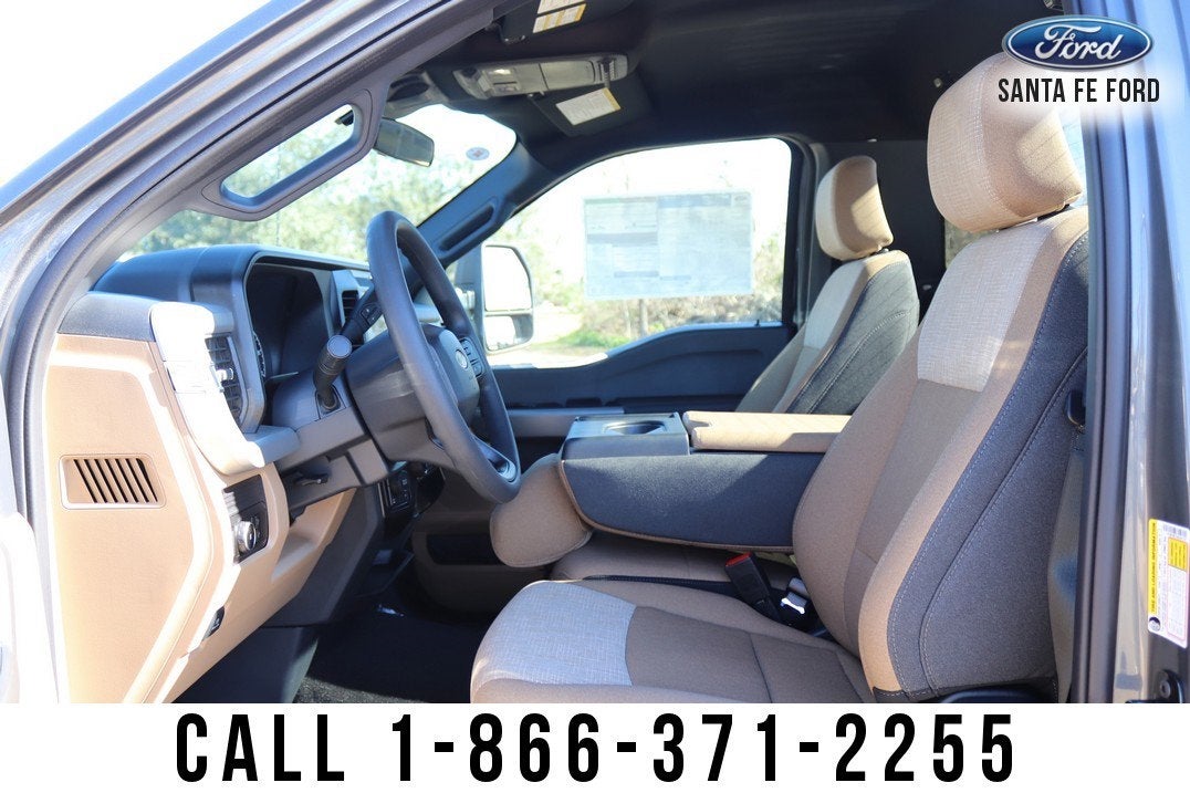 2025 Ford Super Duty F-250 SRW XLT