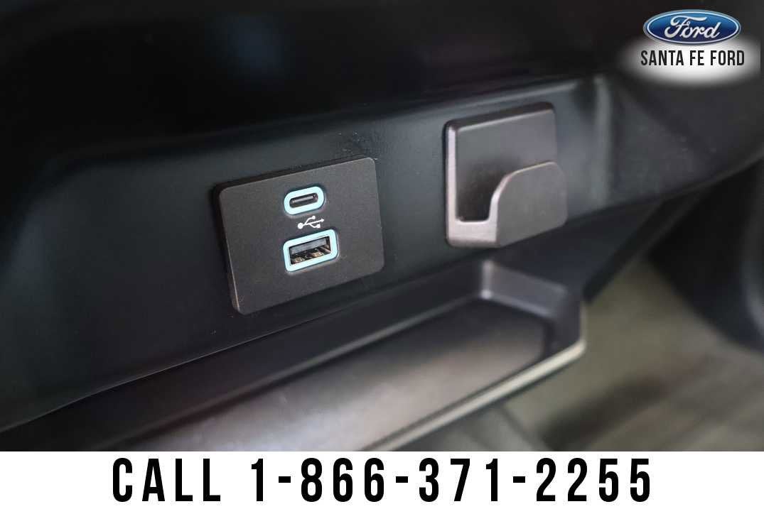 2023 Ford F-150 Base