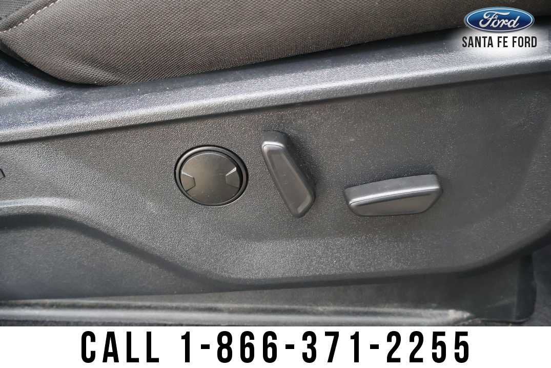 2023 Ford F-150 Base