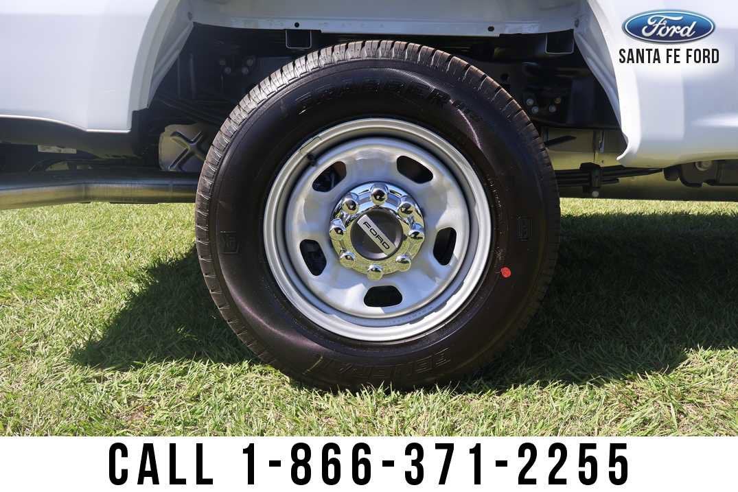 2026 Ford Super Duty F-350 SRW F-350® XL