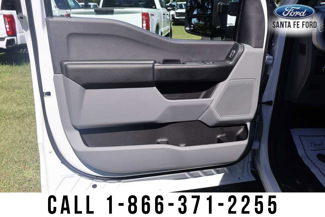 2026 Ford Super Duty F-350 SRW F-350® XL