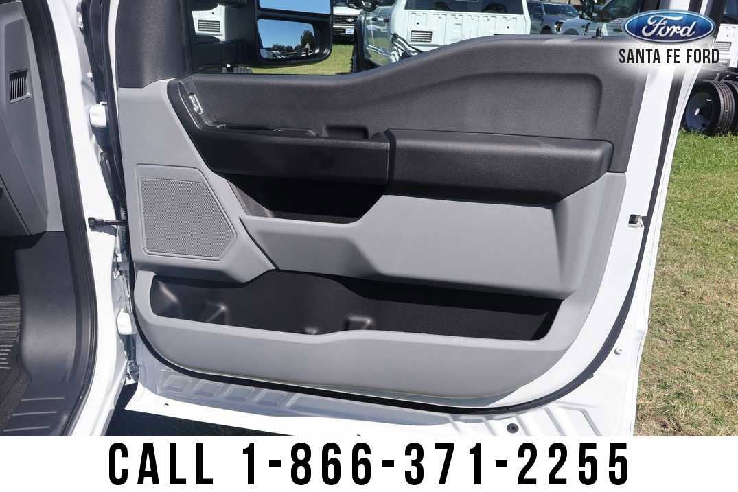 2026 Ford Super Duty F-350 SRW F-350® XL