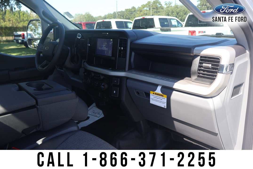 2026 Ford Super Duty F-350 SRW F-350® XL