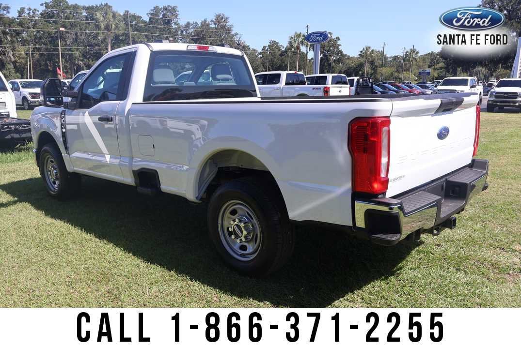 2026 Ford Super Duty F-350 SRW F-350® XL