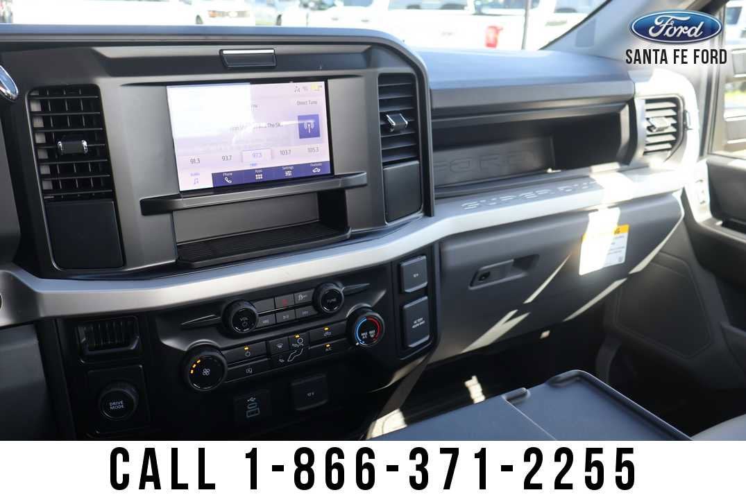 2026 Ford Super Duty F-350 SRW XL