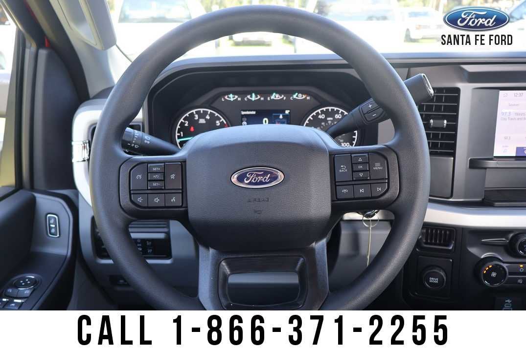 2026 Ford Super Duty F-350 SRW XL