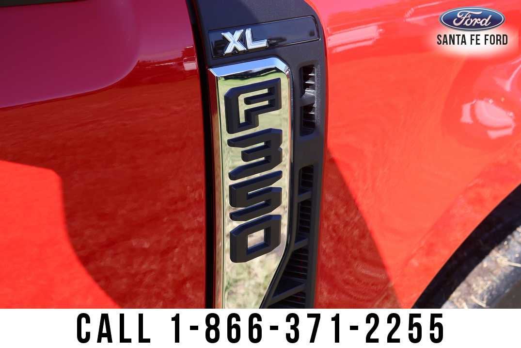 2026 Ford Super Duty F-350 SRW XL