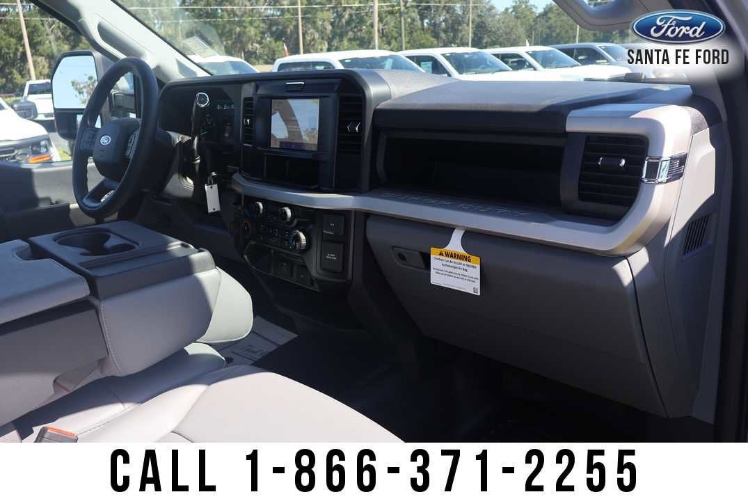 2026 Ford Super Duty F-350 SRW F-350® XL