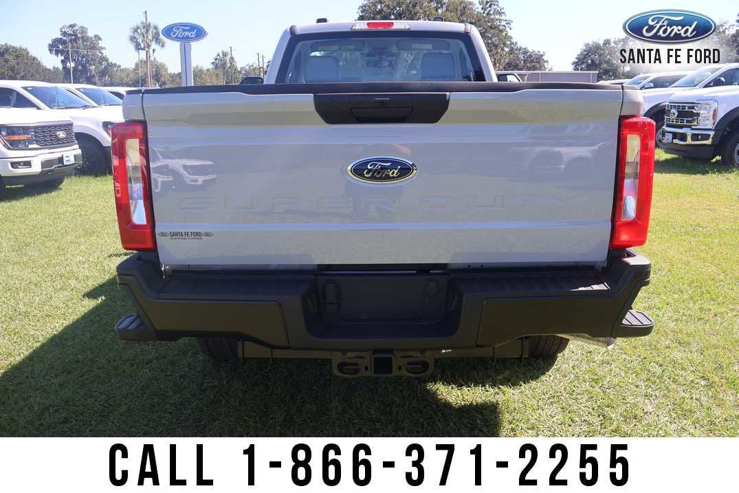 2026 Ford Super Duty F-350 SRW F-350® XL