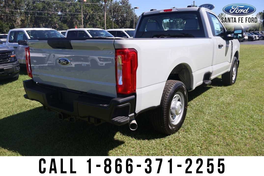 2026 Ford Super Duty F-350 SRW F-350® XL