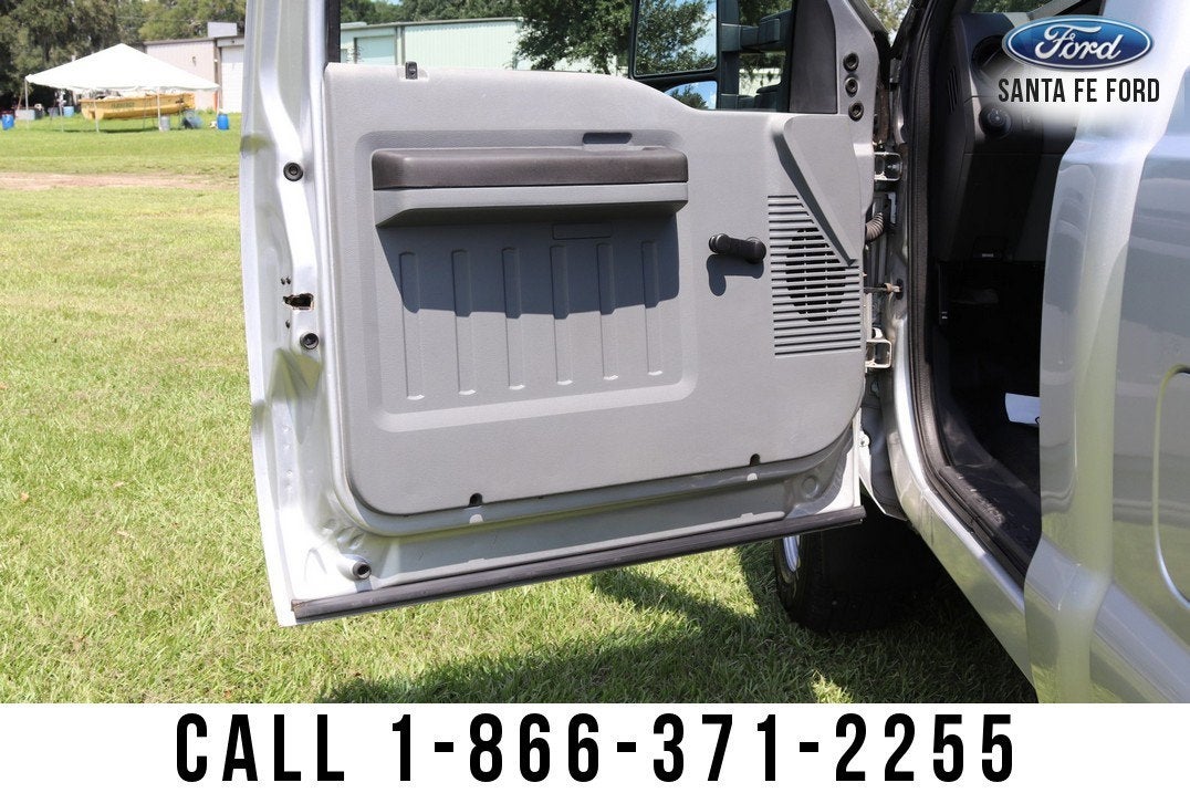 2012 Ford Super Duty F-350 SRW XL