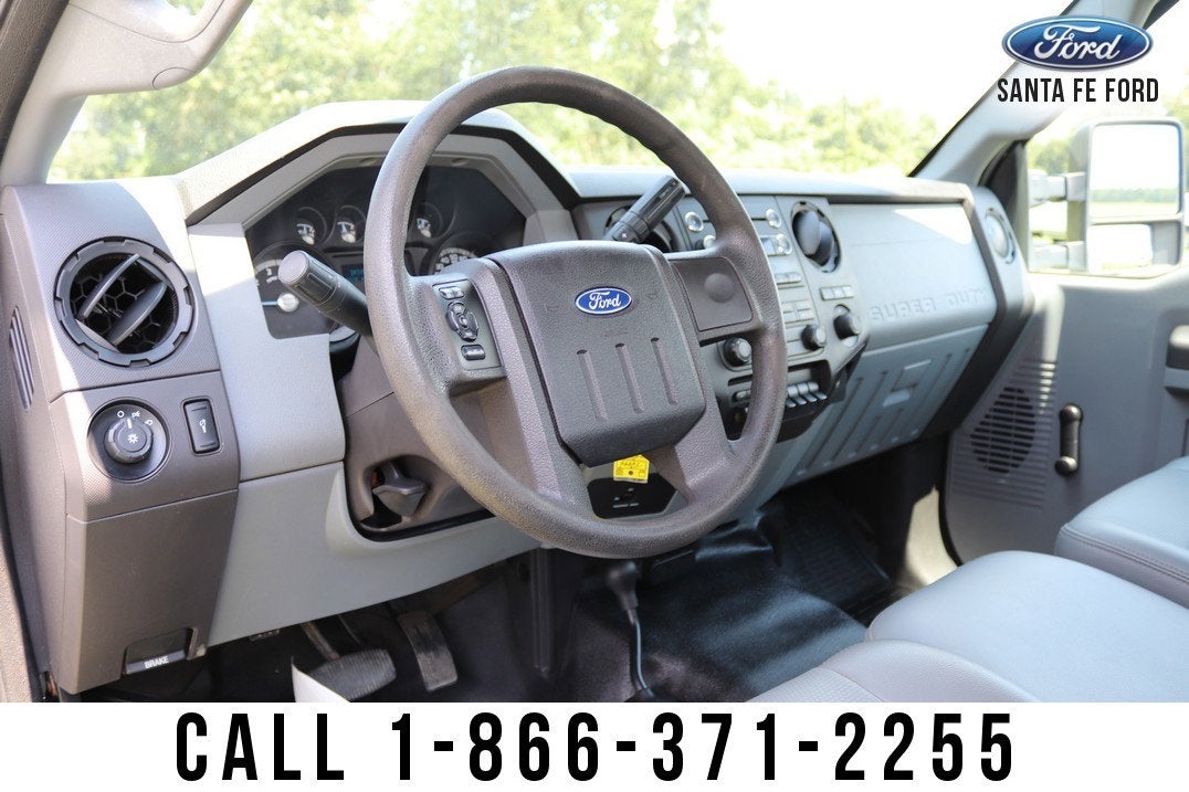 2012 Ford Super Duty F-350 SRW XL