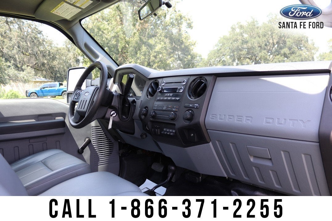 2012 Ford Super Duty F-350 SRW XL