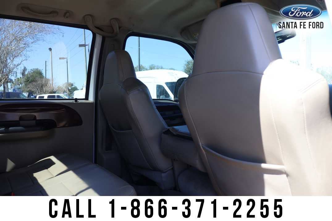 2006 Ford Super Duty F-250 Lariat