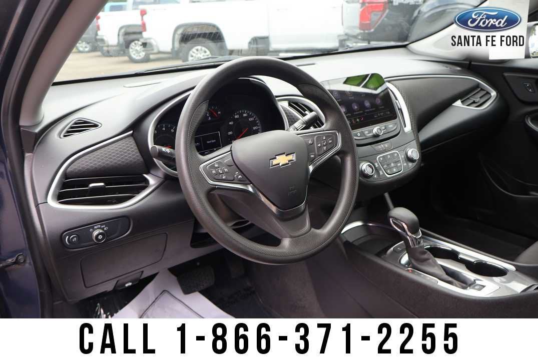 2025 Chevrolet Malibu LT